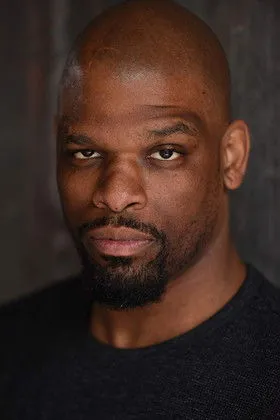 Justin Alvarez ha trabajado con Taj-Naranja Jenkines en 1 ocasiones