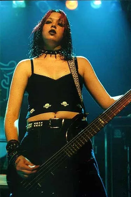 Talena Atfield interpretando a Herself