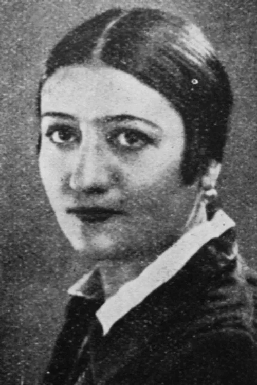 Tamara Oganezova interpretando a Shakhverdyan