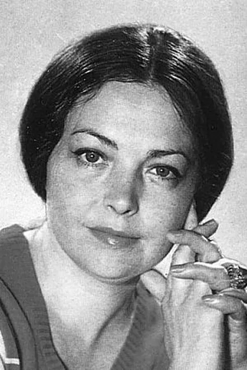 Тамара Совчи interpretando a ??????