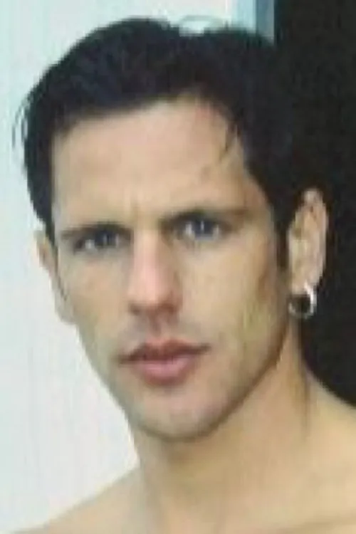 Tamas Konya interpretando a 