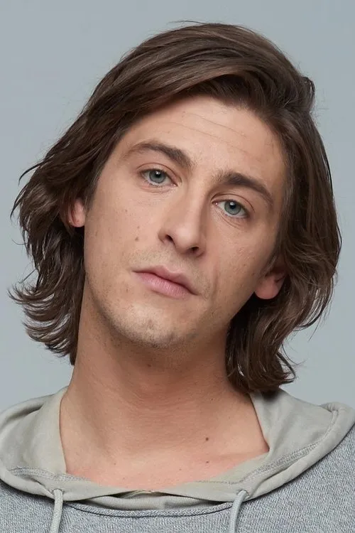 Tamás Mohai interpretando a Petya