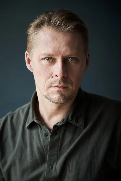 Tambet Tuisk interpretando a Lew