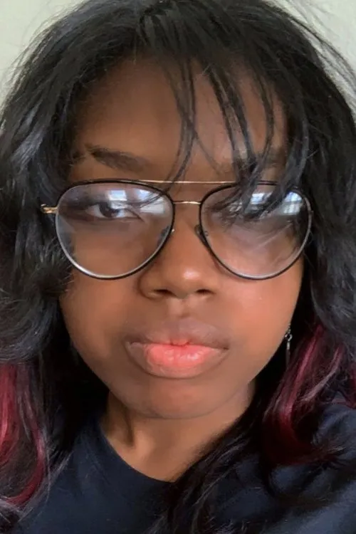 Wilson Sunday Aina ha trabajado con Tania McCrary en 1 ocasiones