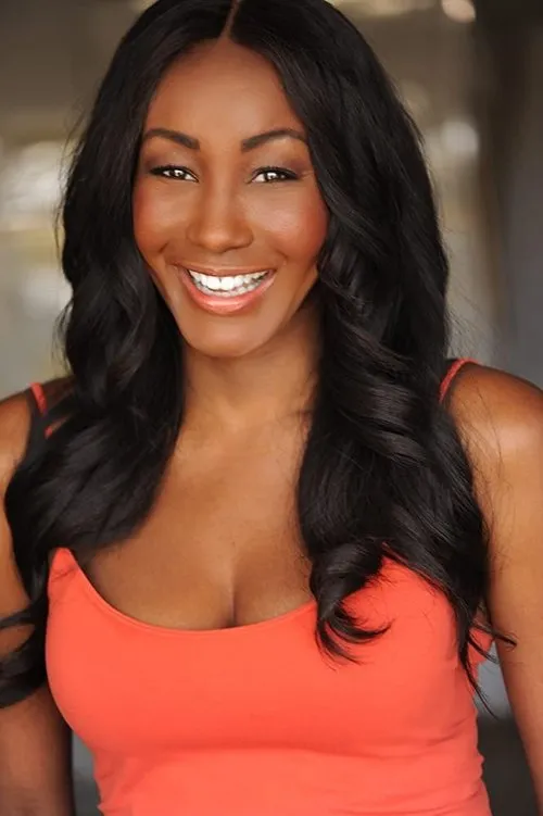 Tanjareen Martin interpretando a Tasha