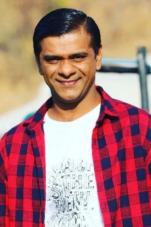Tapan Bhatt ha trabajado con Tanmay Vekaria en 1 ocasiones