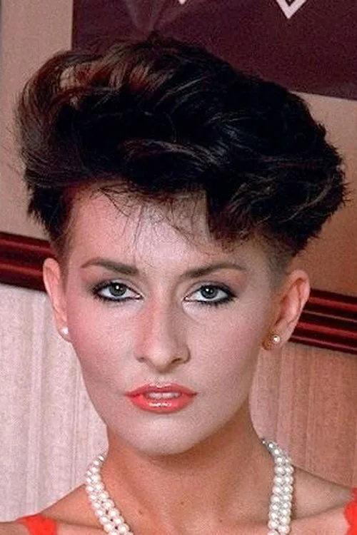 Buffy Davis ha trabajado con Tanya Foxx en 14 ocasiones