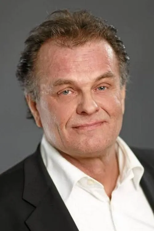 Oiva Lohtander ha trabajado con Tapio Liinoja en 4 ocasiones