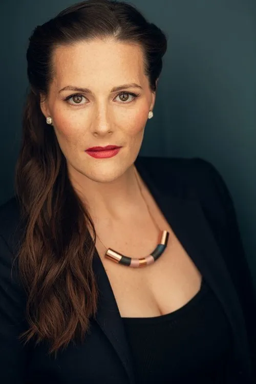 Ce Ce McCowen ha trabajado con Tara Bopp en 1 ocasiones