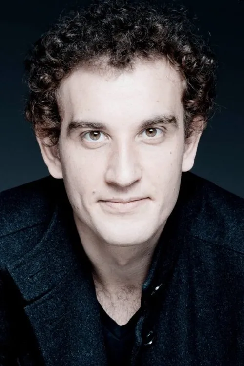 Golda Schultz ha trabajado con Tareq Nazmi en 1 ocasiones