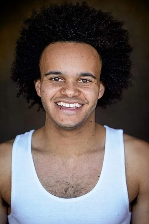 Jon-Scott Clark ha trabajado con Tarik Frimpong en 2 ocasiones