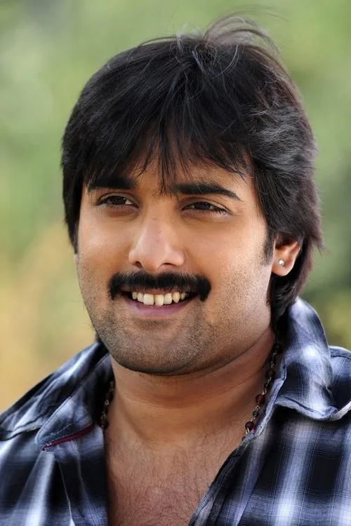 Anand ha trabajado con Tarun en 2 ocasiones