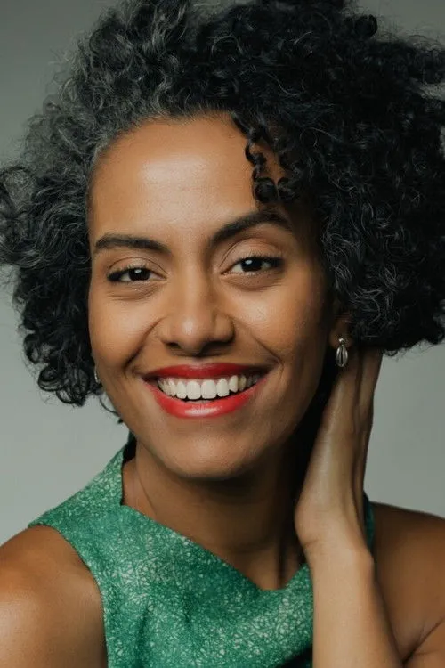 Tásia D'Paula interpretando a 