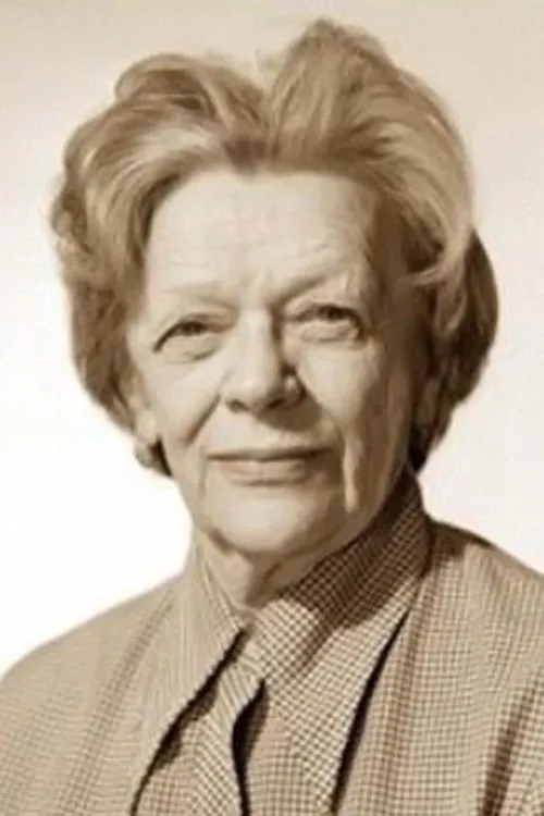 Татьяна Пельтцер interpretando a Carring, doctor