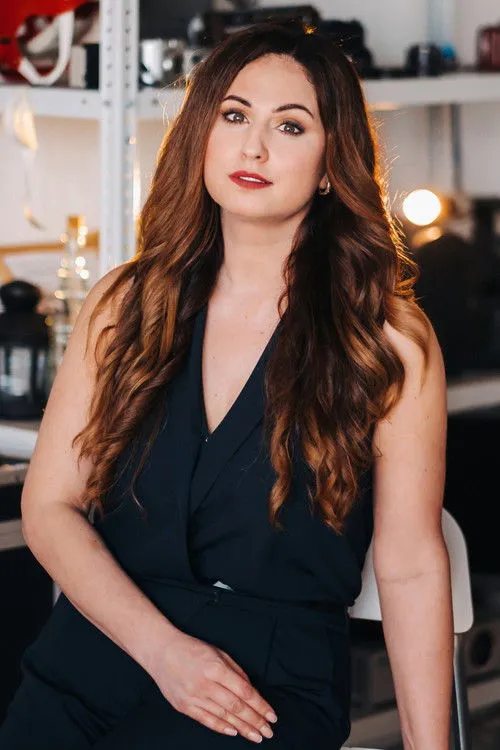 Angelika Ninanovich ha trabajado con Tatiana Sedova en 1 ocasiones