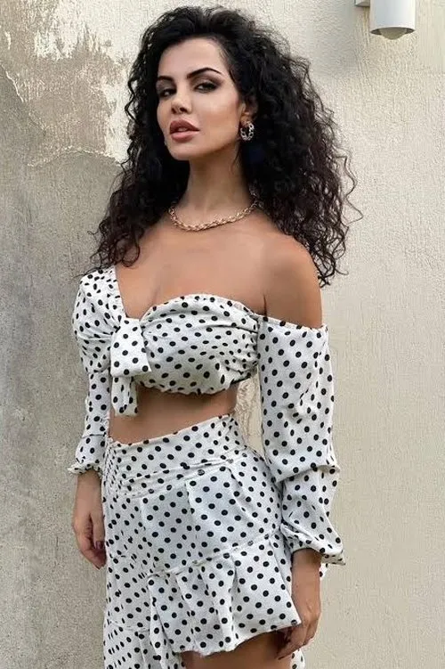 Mila Z ha trabajado con Tatiana en 1 ocasiones