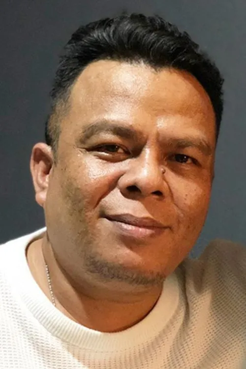 Jalil Hamid ha trabajado con Tauke Jambu en 2 ocasiones