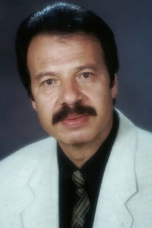 Mohammad Hadaki ha trabajado con Tawfeeq El Asha en 1 ocasiones