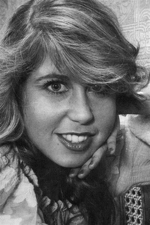 Tawny Pearl interpretando a 