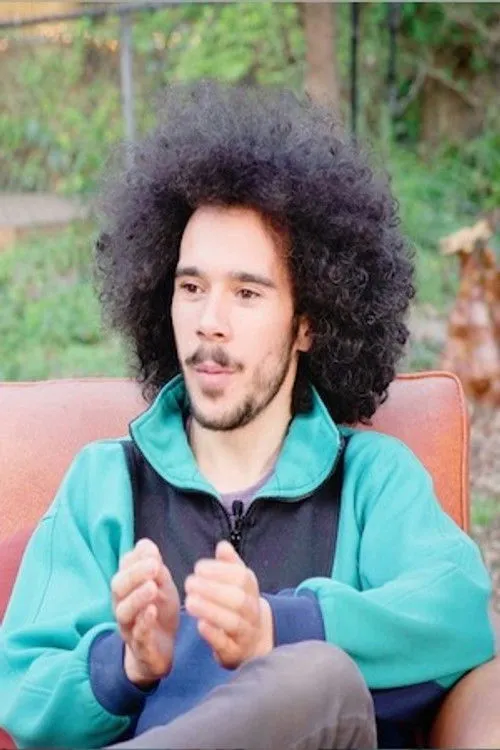 Russell Bennett ha trabajado con Taylor Chicoine en 1 ocasiones