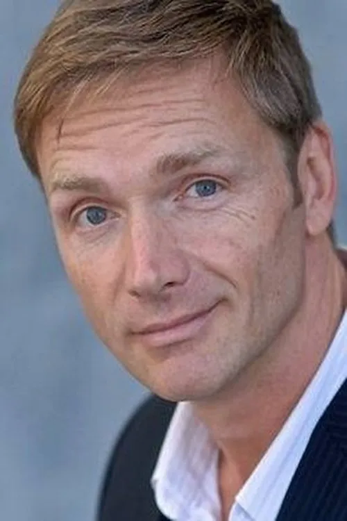 Foto de perfil del actor Ted Cole en el reparto