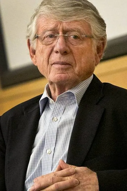 Ted Koppel interpretando a Self