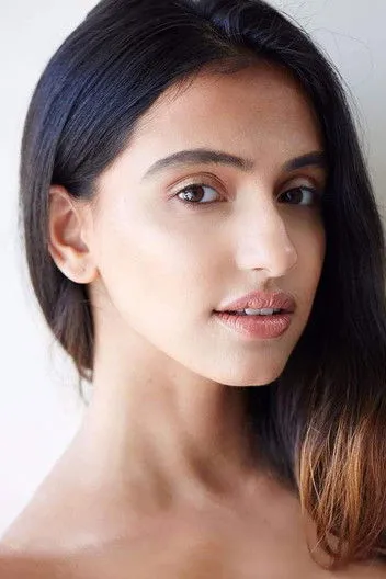 Tessa Vellara ha trabajado con Teena Vellara en 1 ocasiones