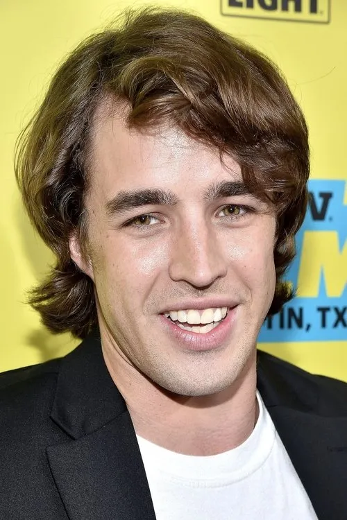 Temple Baker interpretando a Fritters