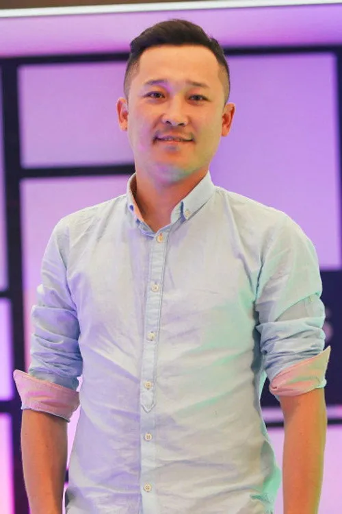 Temuujin Odkhuu interpretando a Urus