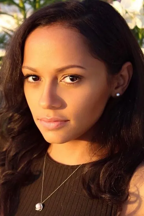 Jaies Baptiste ha trabajado con Tenise Farria en 1 ocasiones