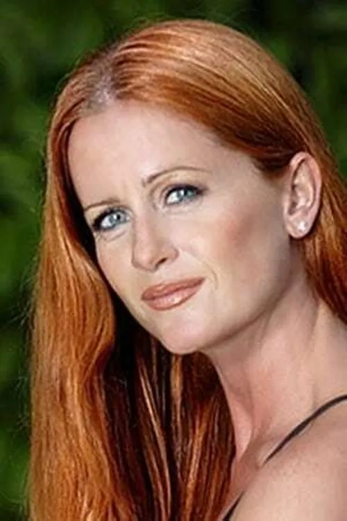 Teresa De Rita-Cavlek interpretando a Teresa