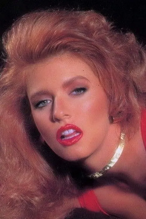 Teri Diver interpretando a (archive footage)