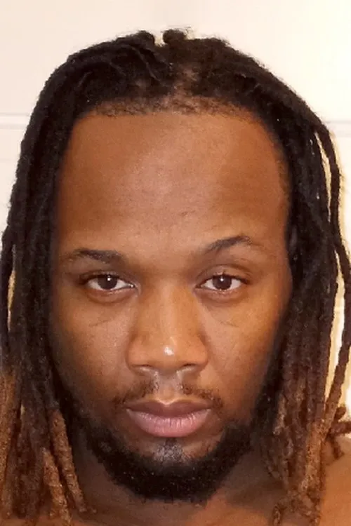 Terrell Jamal Woods interpretando a Self