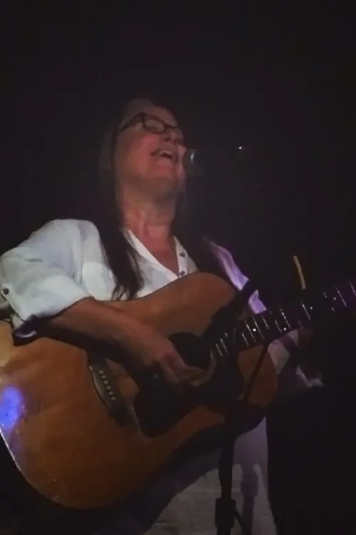 Terri Binion interpretando a Musician