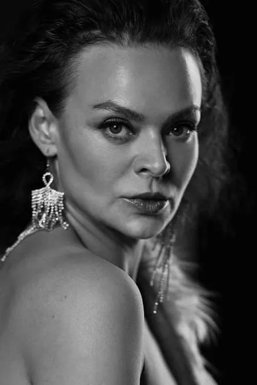 Тетяна Міхіна interpretando a Ilona Budishkina