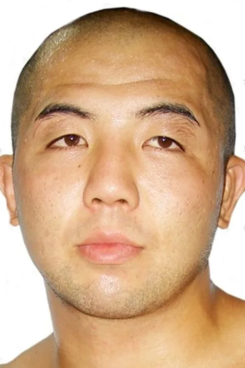 Tetsuji Kato interpretando a Self