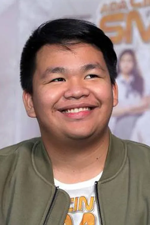 Teuku Rizky Muhammad interpretando a Resta