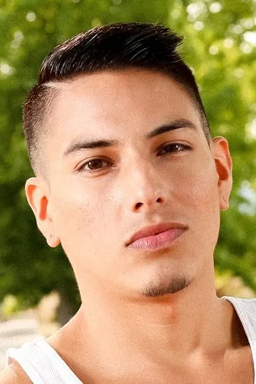 Texas Holcum interpretando a Texas Holcum