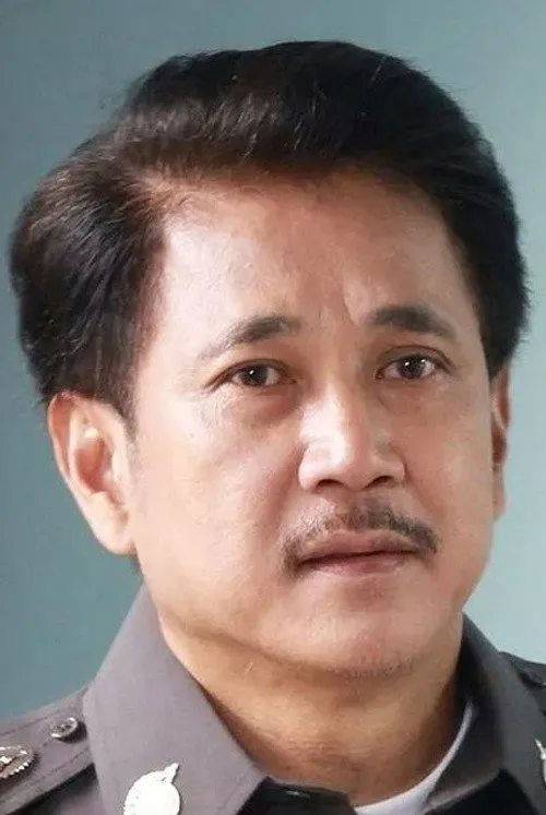Chatchapol Kulsiriwuthichai ha trabajado con Thana Sinprasat en 1 ocasiones