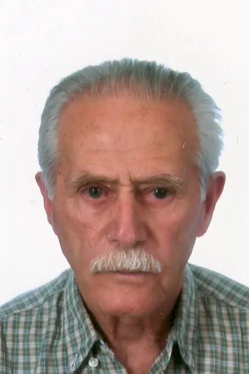 Θάνος Γραμμένος interpretando a Guard