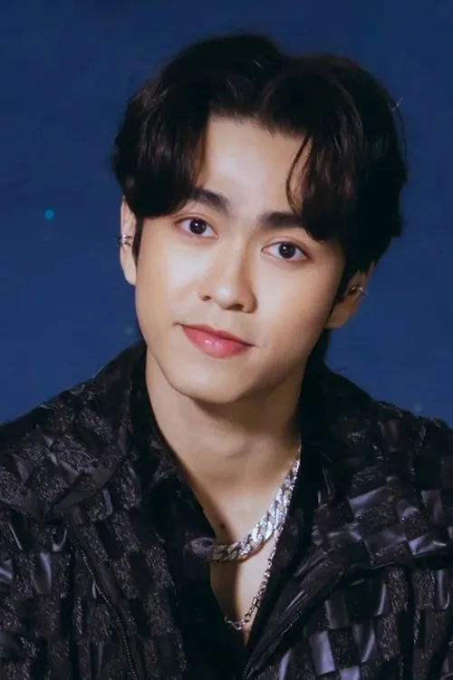 Tharatorn Jantharaworakarn en su biografía y filmografía