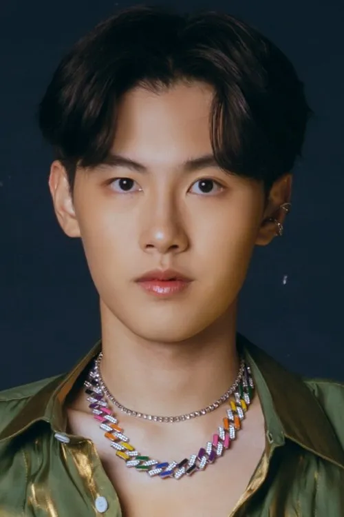 ????? ???????????? ha trabajado con Theepakorn Kwanboon en 1 ocasiones