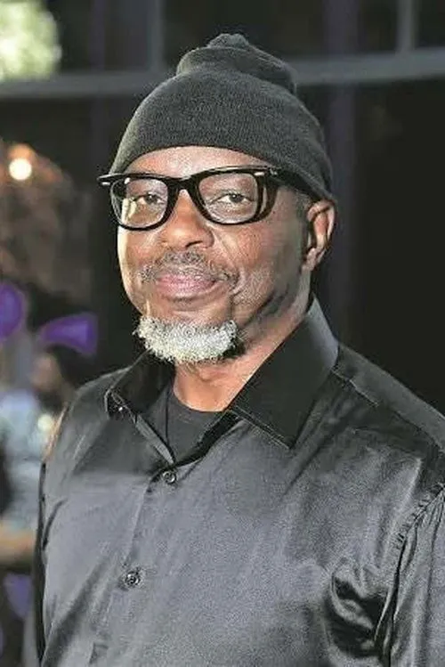 Themba Ndaba — personaje: Amos Manyani