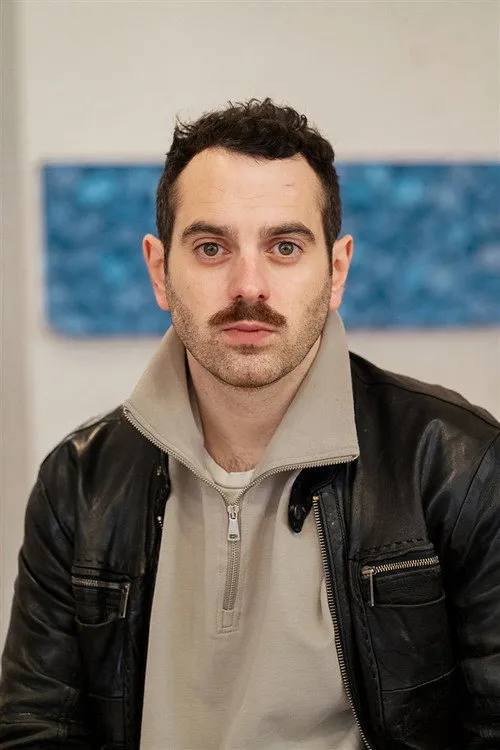 Théo Dusoulié interpretando a Mathéo