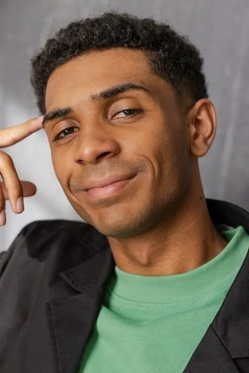 Madeleine Adams ha trabajado con Theo Shakes en 1 ocasiones