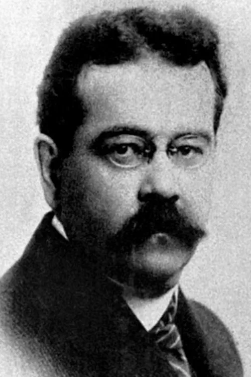 Aleister Crowley ha trabajado con Theodore Reuss en 1 ocasiones