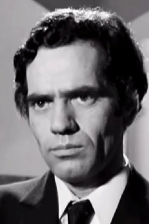 G?????? ?et??p????? ha trabajado con Theodoros Dovas en 1 ocasiones