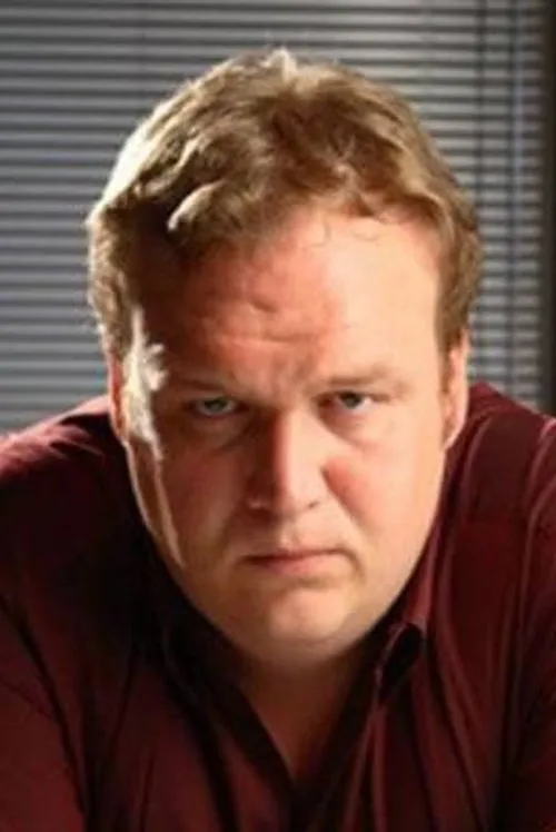 Theodoros Kandiliotis interpretando a Jimis