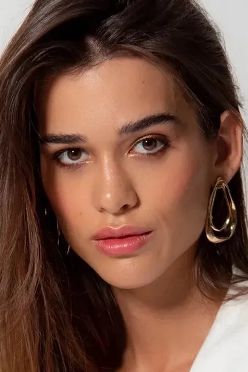 Lance Coughlin ha trabajado con Theresa Fonseca en 1 ocasiones