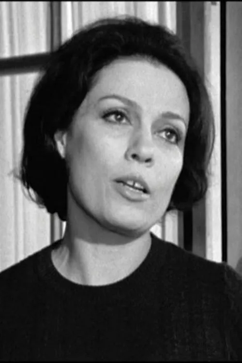 Thérèse Clay interpretando a Rose